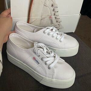 NWT Superga 2790